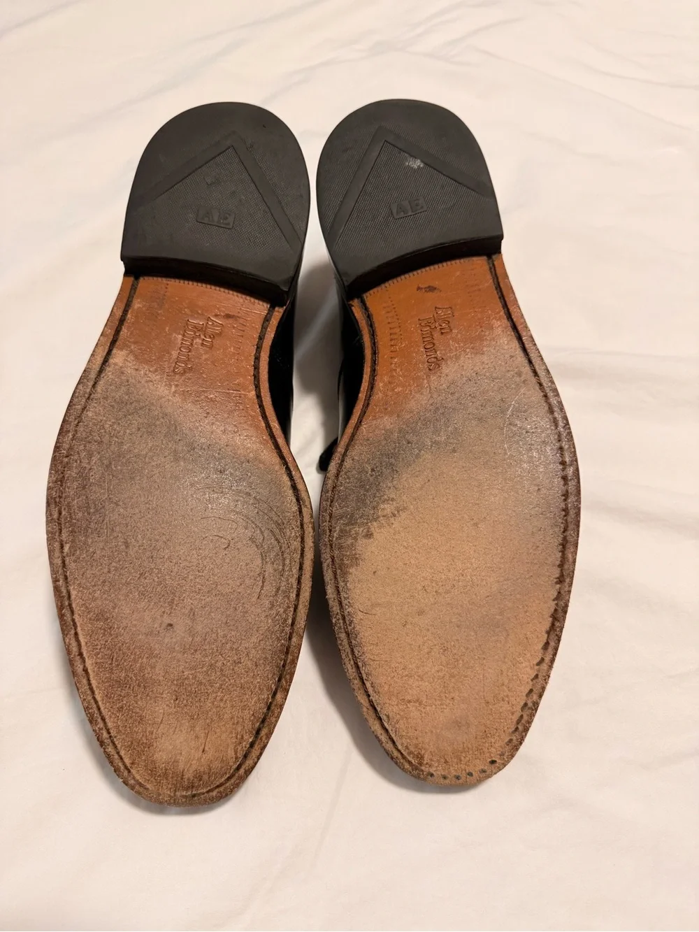 Allen Edmonds Carlyle Oxfords + Matching Belt — Black Calfskin, Size 8.5D